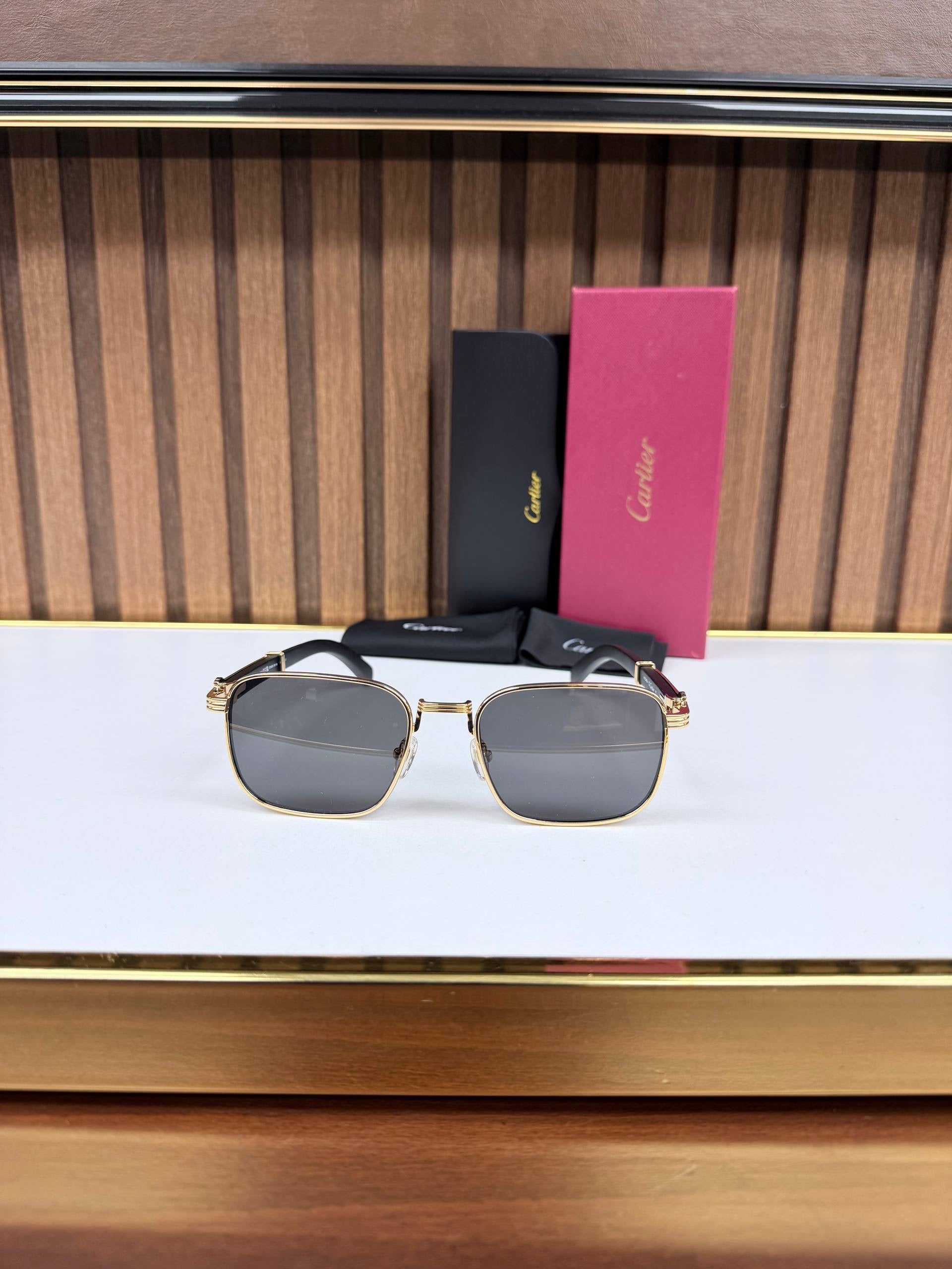 Eyewear Sunglasses