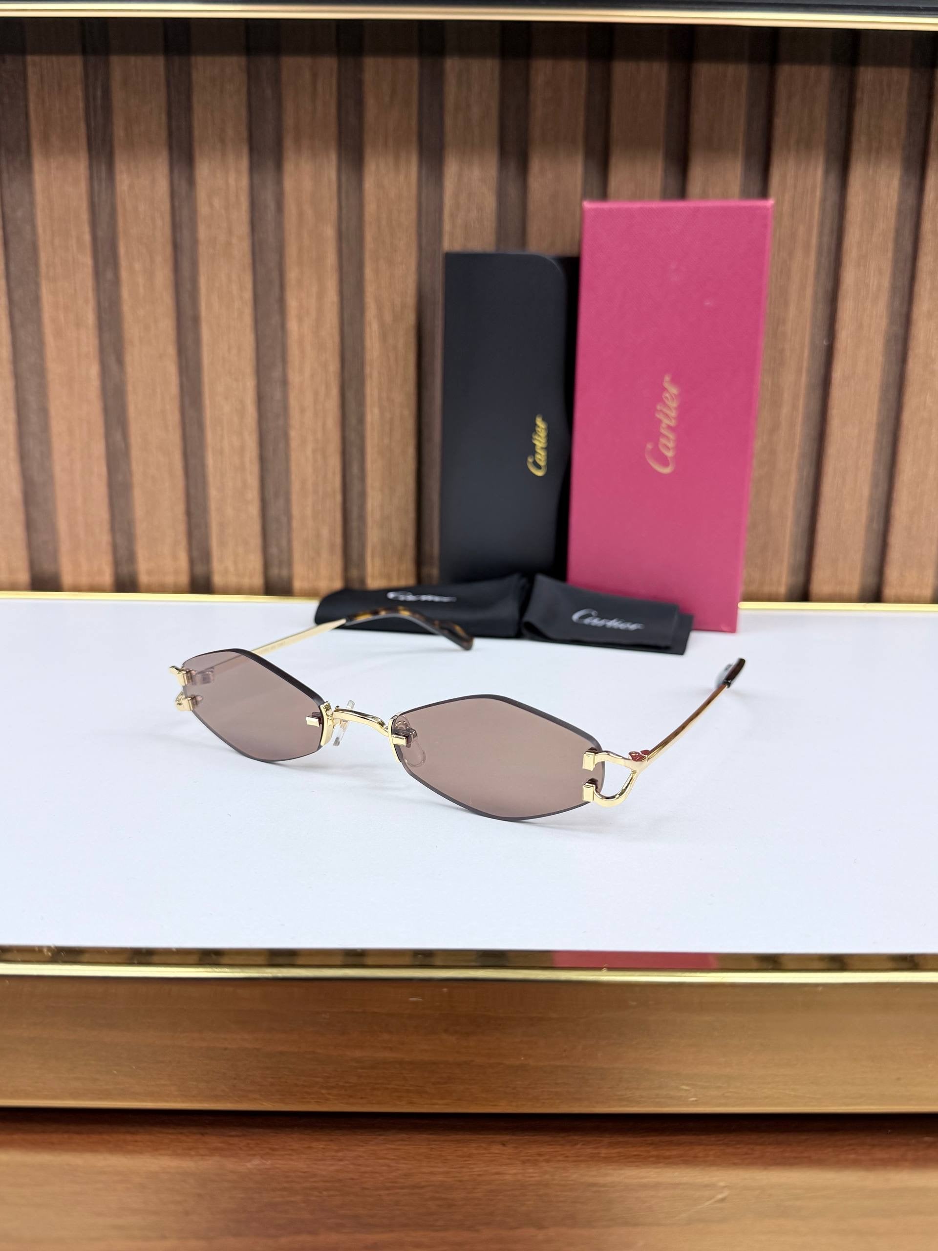Eyewear Sunglasses